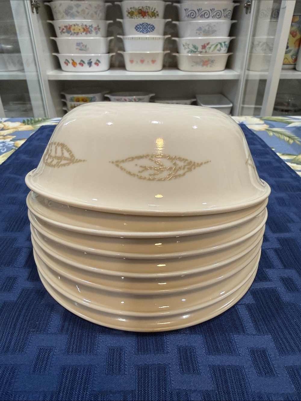 Corelle Textured Leaves Design 6.25" Bowls set of 7